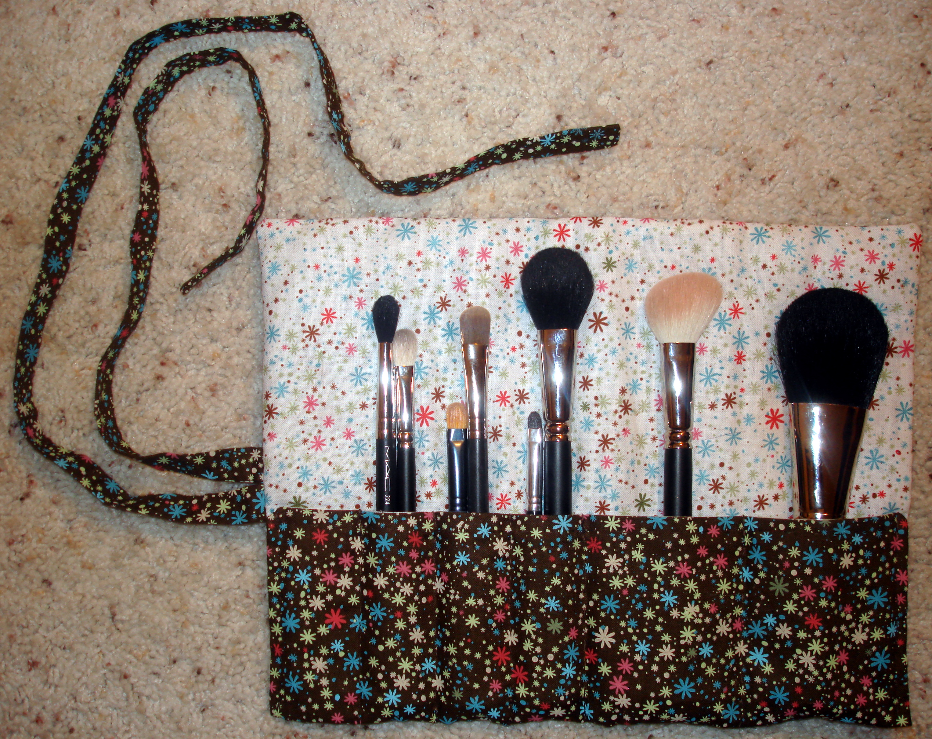 DIY Cosmetic Bag with Brush Holder  How to make a Travel Makeup Bag  sewingtimes  YouTube